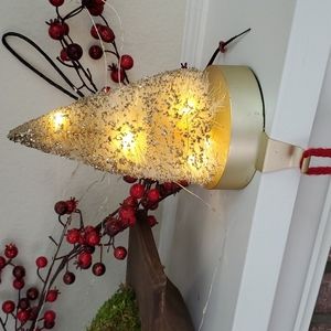 Stocking Mantle Holder